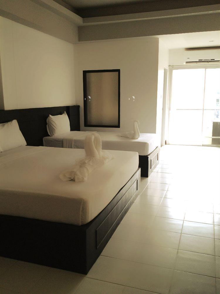 Benetti Lodge Patong Exterior foto