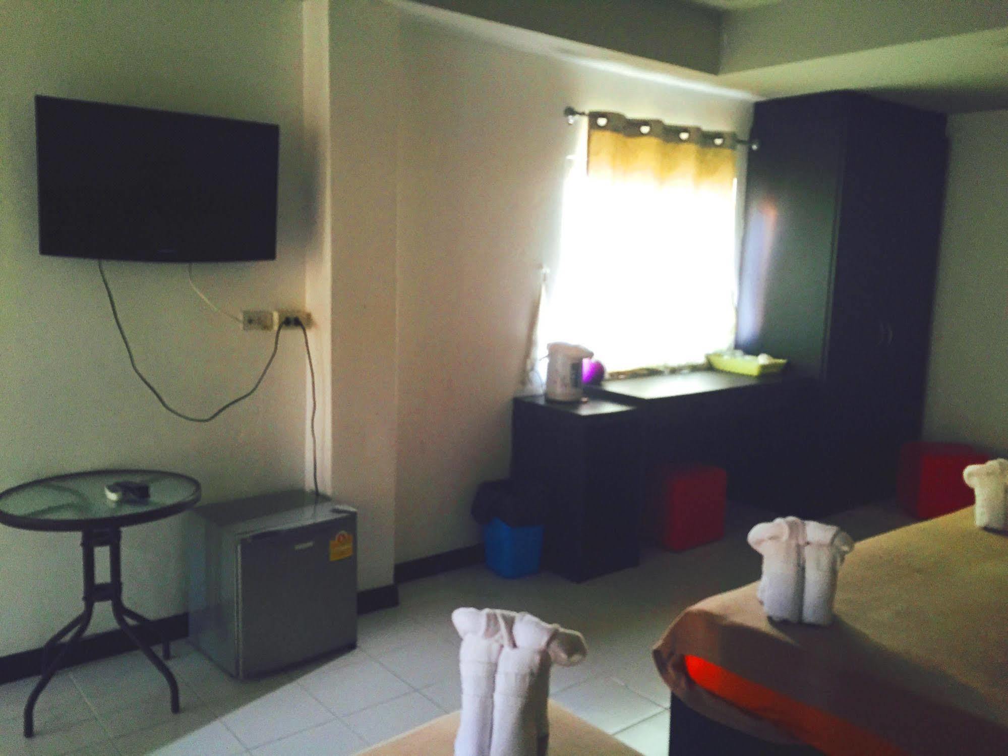 Benetti Lodge Patong Exterior foto